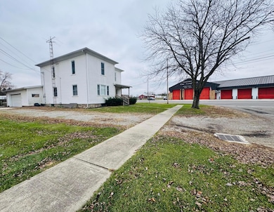 118 W Walnut St, Cardington, OH 43315 - photo 3