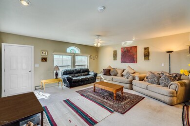 1659 S Sossaman Rd, Mesa, AZ 85209 - photo 4