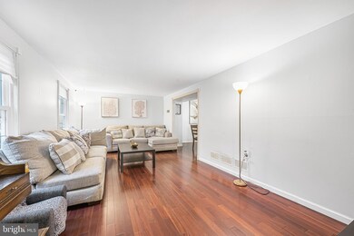 25921 Largo Ct, Damascus, MD 20872 - photo 6