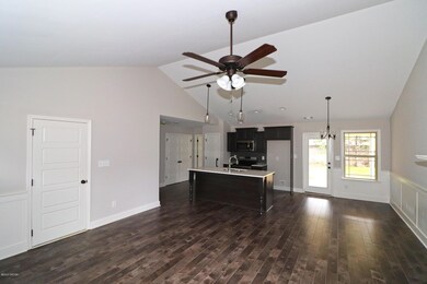 125 Back Cedar Ln, Warner Robins, GA 31093 - photo 6