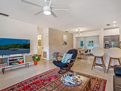 2740 Bruce Ln, Sarasota, FL 34237 - photo 3