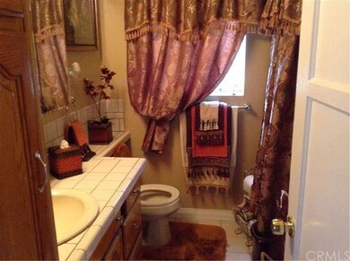 1502 W Piru St, Compton, CA 90222 - photo 5