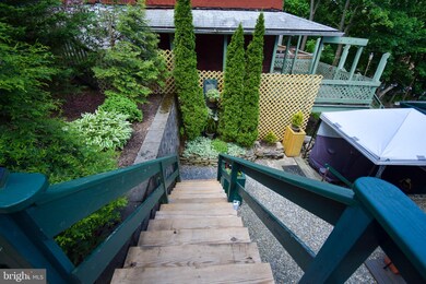 266 E Snyder Ave, Lansford, PA 18232 - photo 5