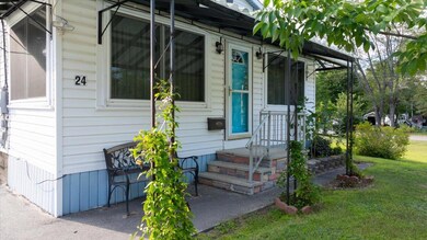 24 Clifford St, Mechanic Falls, ME 04256 - photo 5