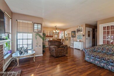 647D Dunstable Ct