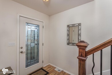 2404 Lusardi Point Circle-large-005-Entr