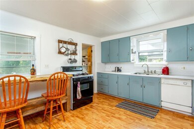 210 W Allen St, Winooski, VT 05404 - photo 3