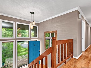 23 Gardenwood Ln, Asheville, NC 28803 - photo 5