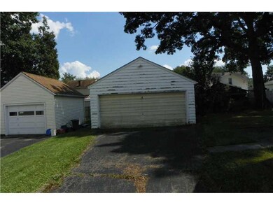 Parking Lot/Garage.