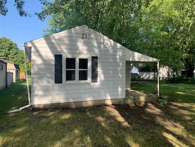 2011 S May Ave, Muncie, IN 47302 - photo 2