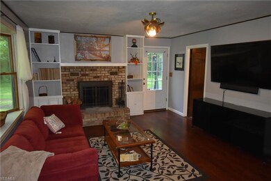 525 Mapleview Ave, Sheffield Lake, OH 44054 - photo 6