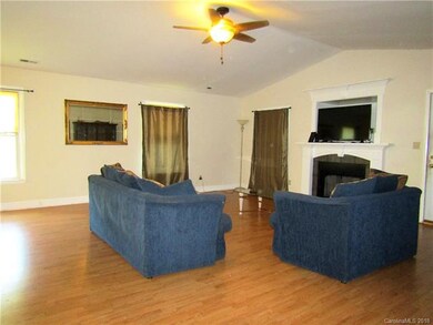 103 Redwood Ln unit 83, Statesville, NC 28625 - photo 4