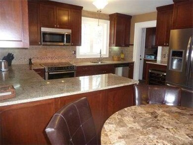 83 Laurel St, Longmeadow, MA 01106 - photo 6