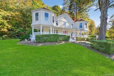 30 Old Post Rd N, Red Hook, NY 12571 - photo 2