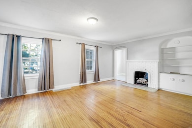 235 Arden St, Waterloo, IA 50701 - photo 5