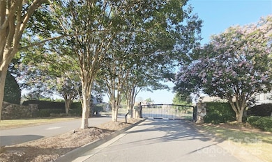 1204 Dublin Ct, China Grove, NC 28023 - photo 2