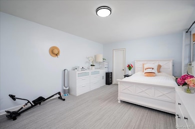 10 Bryant Crescent unit 2A, White Plains, NY 10605 - photo 3