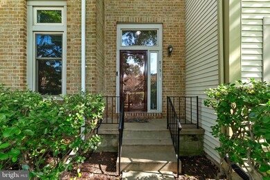 9151 Helaine Hamlet Way, Columbia, MD 21045 - photo 2