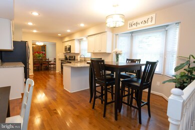 3524 Honey Locust Ct, Fairfax, VA 22033 - photo 7