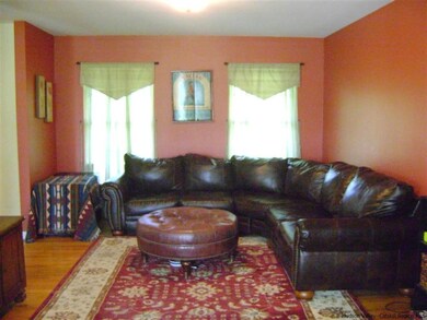 260 Strawridge Rd, Wallkill, NY 12589 - photo 4