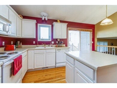1020 S 12th Ave E, Newton, IA 50208 - photo 6