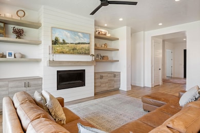7-Living Room