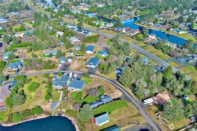138 N Razor Clam Dr SW, Ocean Shores, WA 98569 - photo 2