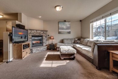 61201 Dayspring Dr, Bend, OR 97702 - photo 4