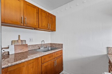 95-011 Kuahelani Ave unit 111, Mililani, HI 96789 - photo 7