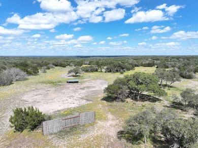 33 Sd 24750, Rocksprings, TX 78880 - photo 3