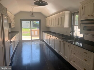 5862 N Main St, Rock Hall, MD 21661 - photo 4