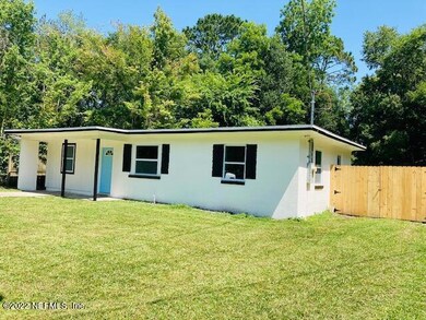 5537 Alpha Ave, Jacksonville, FL 32205 - photo 2
