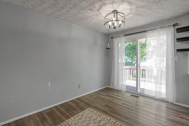 5-web-or-mls-1070-lockville-rd