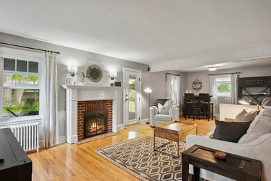 1 Suntaug Rd, Worcester, MA 01604 - photo 2