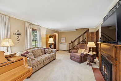 6633 Lynwood Blvd, Richfield, MN 55423 - photo 3