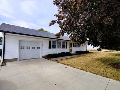 715 E Freeland Rd, Greensburg, IN 47240 - photo 2
