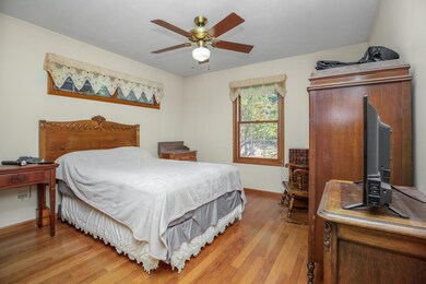 63646 Birch Rd Vandalia MI-large-017-034