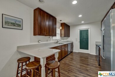 1235 Rivercrest Dr, New Braunfels, TX 78130 - photo 6