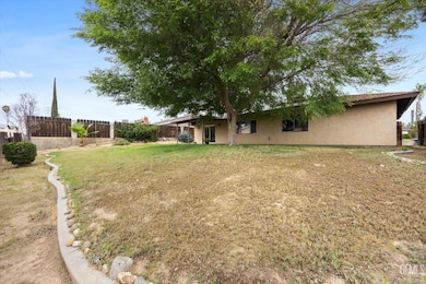 2904 Brock Way, Bakersfield, CA 93306 - photo 7