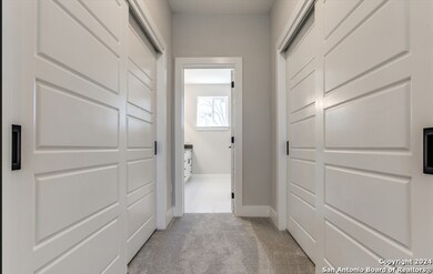 1618 W Lawndale Dr unit 1, San Antonio, TX 78209 - photo 6