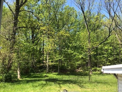 901 Bushkill Dr, Bath, PA 18014 - photo 7