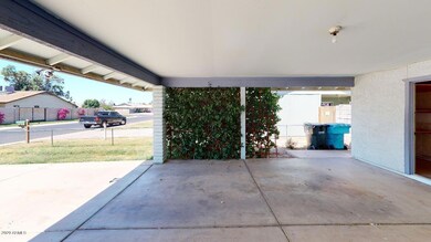 7924 W Heatherbrae Dr, Phoenix, AZ 85033 - photo 3