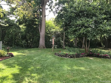 45289 Rudgate Rd, Canton, MI 48188 - photo 5