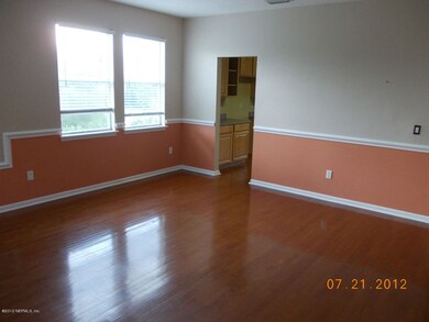 Living/dining room