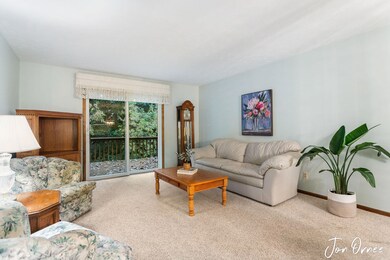 2205 Mapleton NE - 3
