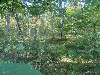 This outdoorsmans Paradise offers a variety of ter