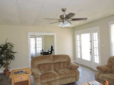 401 S Spring St, Manchester, TN 37355 - photo 3