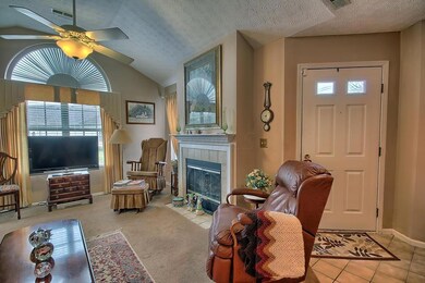 116 Villa Creek Dr unit 12-116, Reynoldsburg, OH 43068 - photo 4