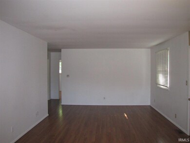 409 Lincoln St, Princeton, IN 47670 - photo 6