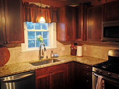 45 Bartlett Ave, Cranston, RI 02905 - photo 5